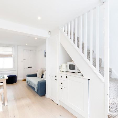 Central Quiet Cottage. Walk To Shops, Bars & Beach Brighton Екстер'єр фото